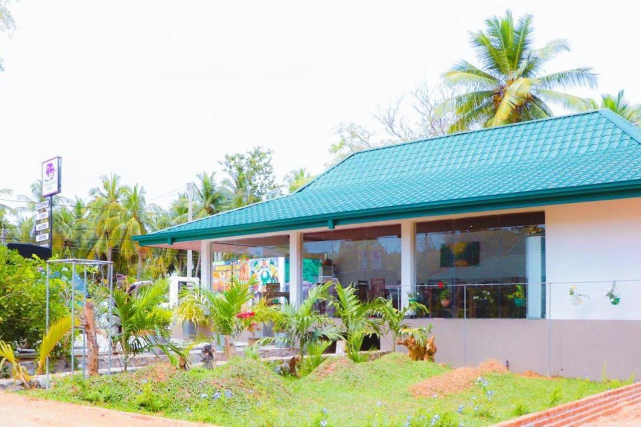 Athkandura Hotel Habarana Extérieur photo